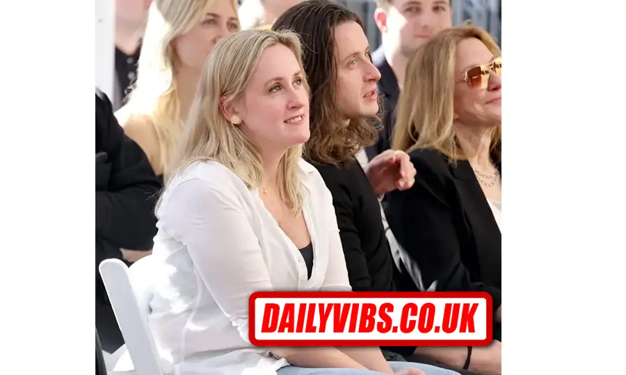 Quinn Culkin as a child in Home Alone movie scene